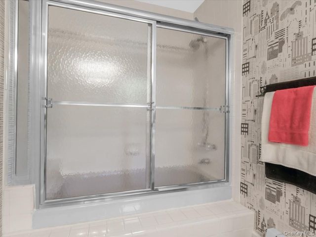 254 Meredith Lane, West Hempstead, NY 11552