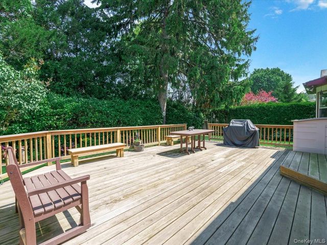 254 Meredith Lane, West Hempstead, NY 11552