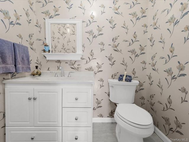 254 Meredith Lane, West Hempstead, NY 11552
