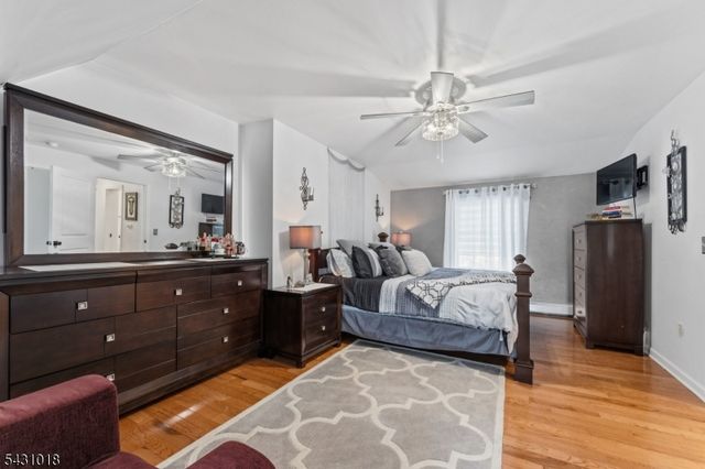 8 Garry St, Manville Boro, NJ 08835