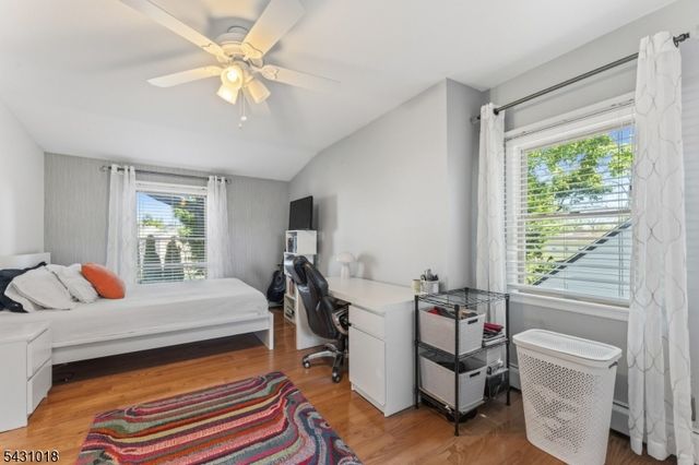 8 Garry St, Manville Boro, NJ 08835