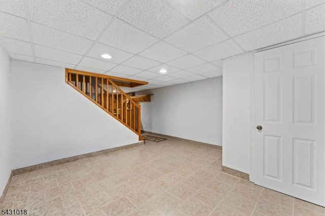 8 Garry St, Manville Boro, NJ 08835