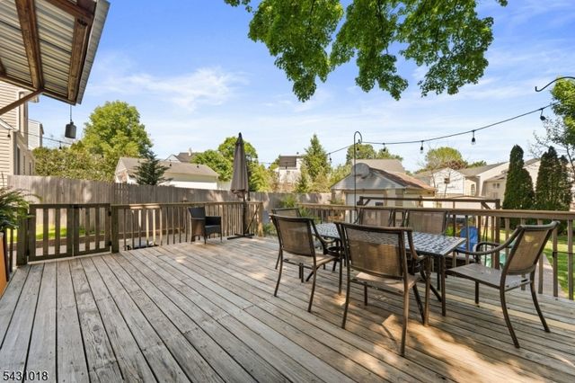 8 Garry St, Manville Boro, NJ 08835