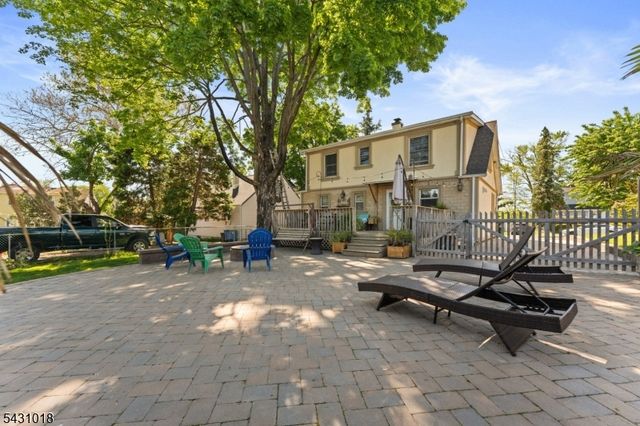8 Garry St, Manville Boro, NJ 08835