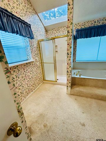 2899 Surrey Lane, Tyler, TX 75705