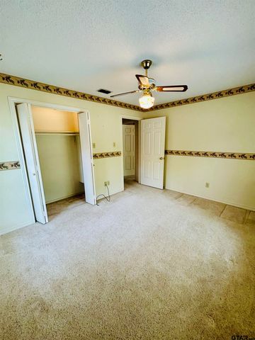 2899 Surrey Lane, Tyler, TX 75705