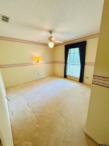 2899 Surrey Lane, Tyler, TX 75705