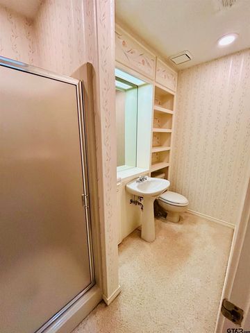 2899 Surrey Lane, Tyler, TX 75705