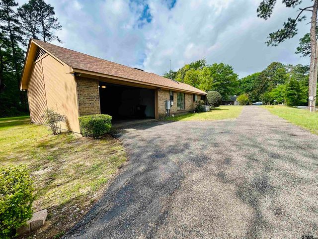 2899 Surrey Lane, Tyler, TX 75705