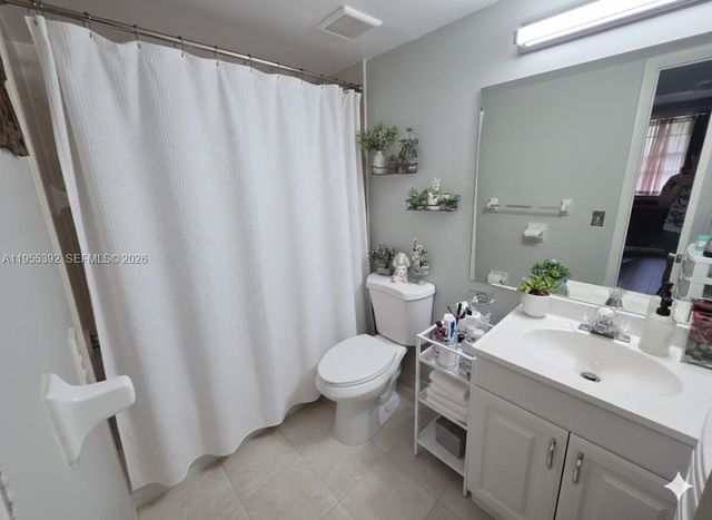 8301 SW 142nd Ave C203, Miami, FL 33183