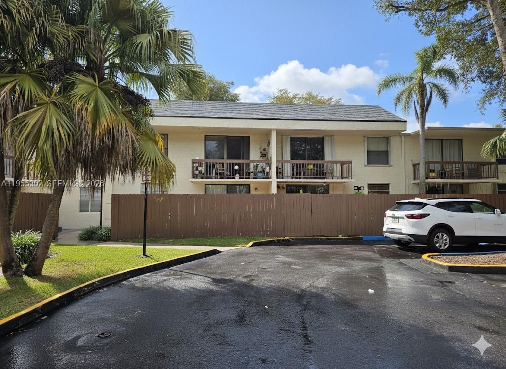 8301 SW 142nd Ave C203, Miami, FL 33183