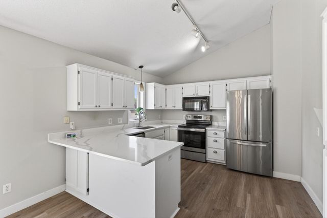 1104 Spruce Street, Farmington, MN 55024
