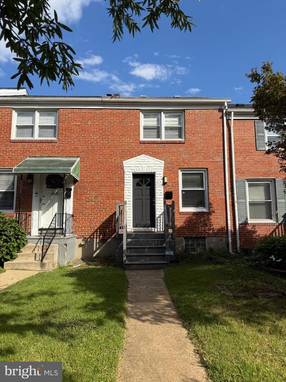8533 WATER OAK RD, Parkville, MD 21234