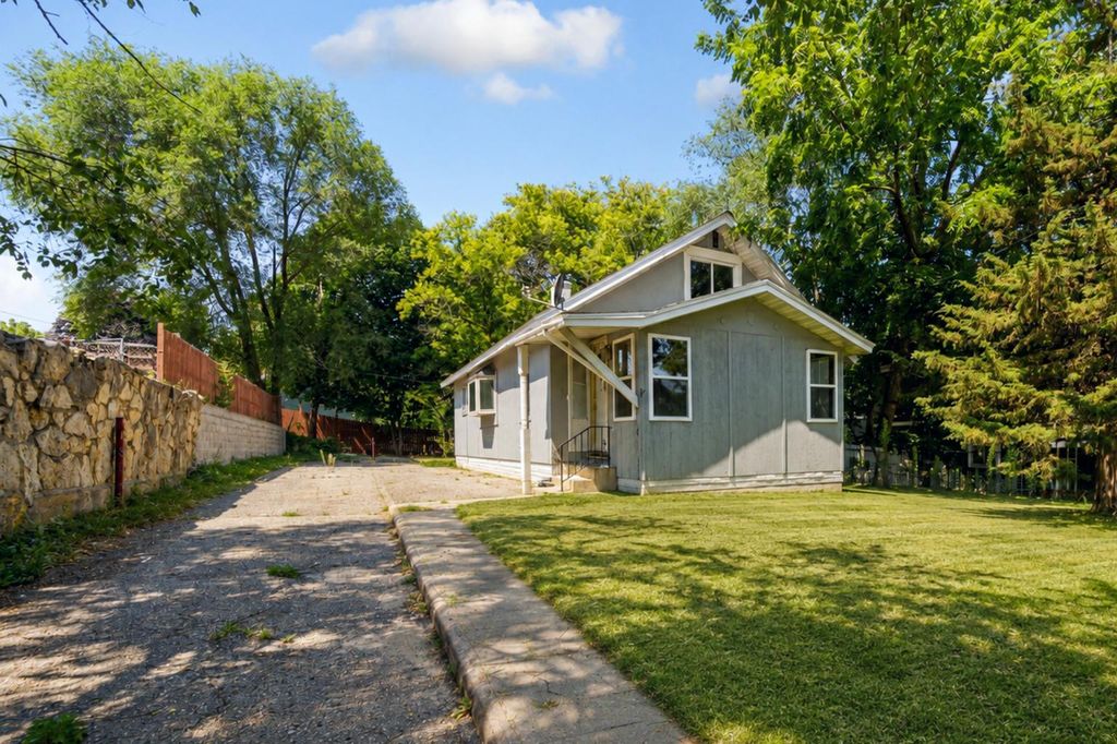 603 11th Avenue NE, Rochester, MN 55906