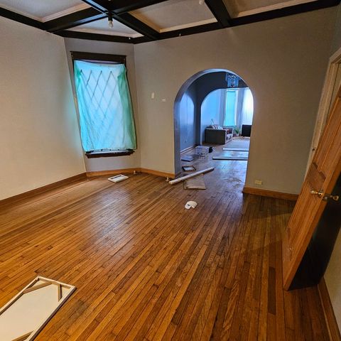 3834 W Monroe Street, Chicago, IL 60624