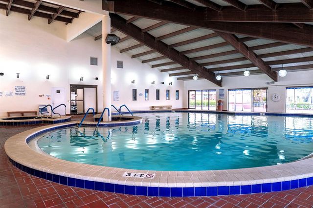 9061 Sunrise Lakes Boulevard 109, Sunrise, FL 33322