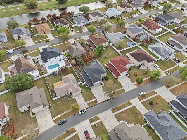 627 WOODLAND CREEK BOULEVARD, Kissimmee, FL 34744