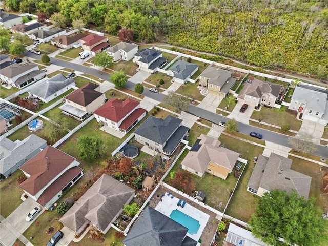 627 WOODLAND CREEK BOULEVARD, Kissimmee, FL 34744