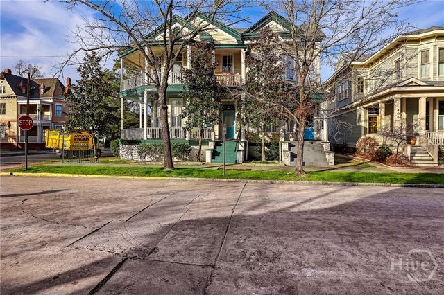 402 E Park 1B, Savannah, GA 31401