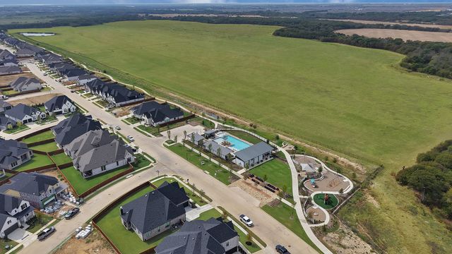3817 Redbud Drive, Aubrey, TX 76227