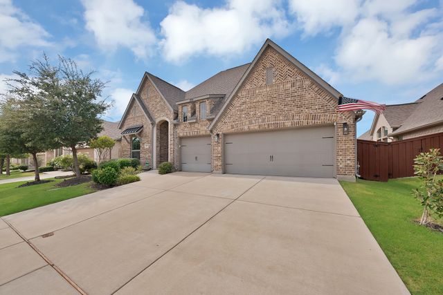 3817 Redbud Drive, Aubrey, TX 76227