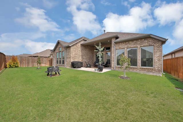 3817 Redbud Drive, Aubrey, TX 76227