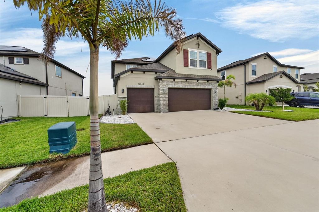13519 PALMERA VISTA DRIVE, Riverview, FL 33579