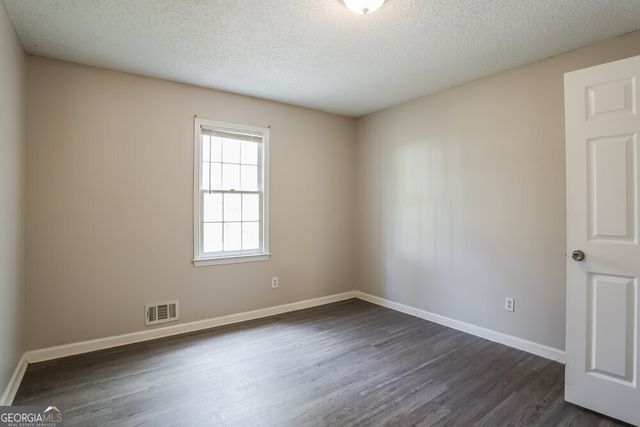 550 Austin Bridge Road, Douglasville, GA 30134