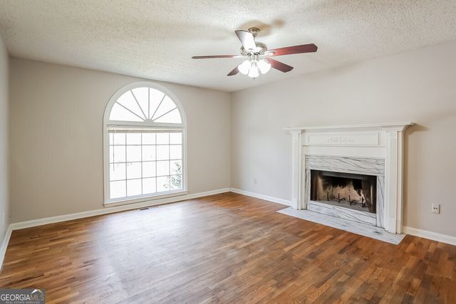 550 Austin Bridge Road, Douglasville, GA 30134