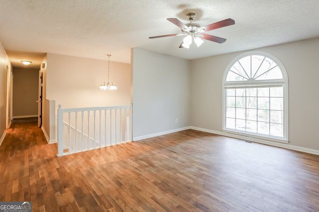 550 Austin Bridge Road, Douglasville, GA 30134