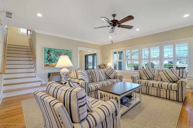 330 Villa Park Way, Spring Lake, NJ 07762