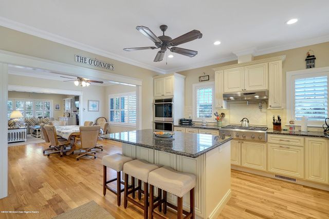 330 Villa Park Way, Spring Lake, NJ 07762