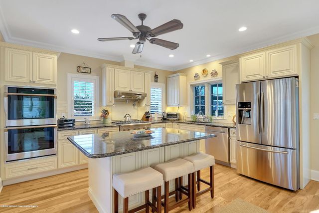 330 Villa Park Way, Spring Lake, NJ 07762