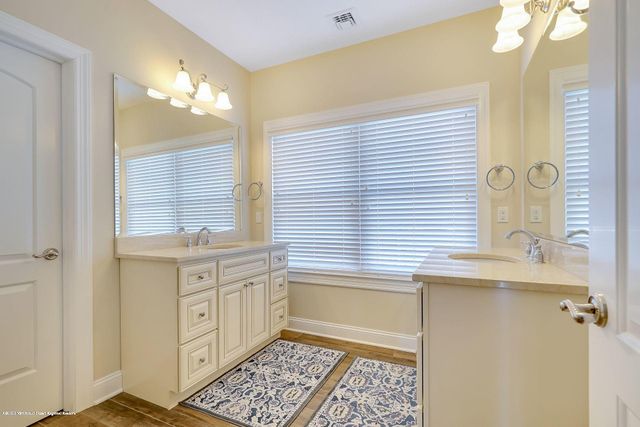 330 Villa Park Way, Spring Lake, NJ 07762