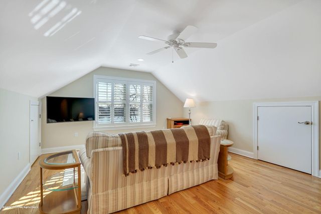 330 Villa Park Way, Spring Lake, NJ 07762