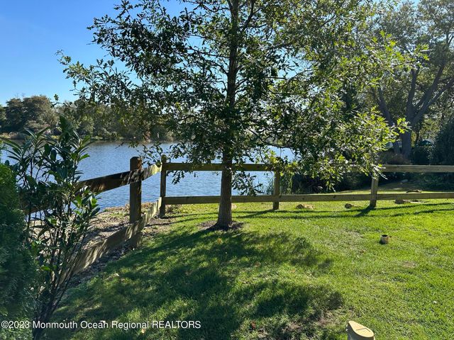 330 Villa Park Way, Spring Lake, NJ 07762