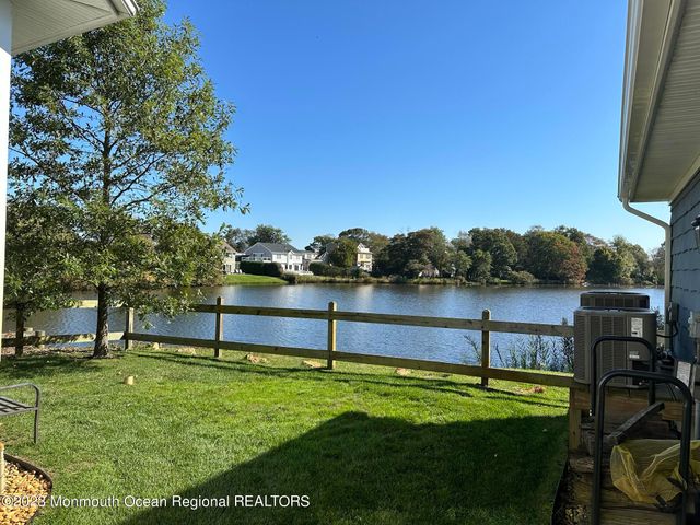 330 Villa Park Way, Spring Lake, NJ 07762