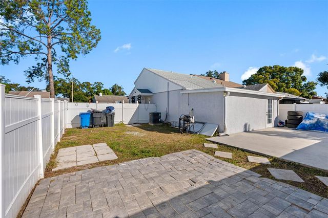 7712 CITRUS FIELD COURT, Tampa, FL 33625