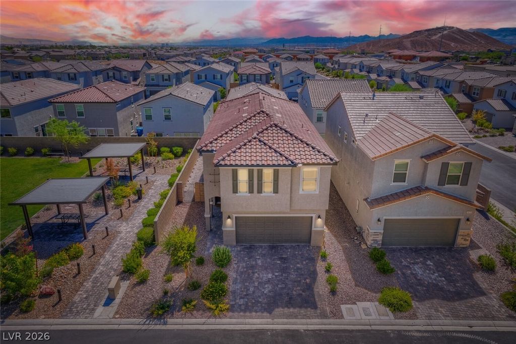 9166 Eagle Ford Street, Las Vegas, NV 89113 — photo 2
