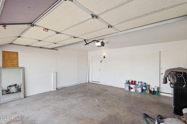 735 E MANHATTON Drive, Tempe, AZ 85282