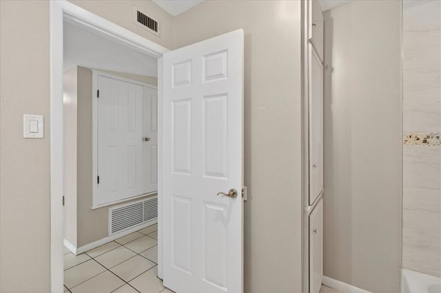 114 Maple Dr, Portland, TX 78374