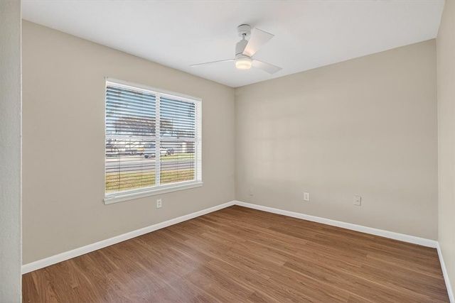 114 Maple Dr, Portland, TX 78374