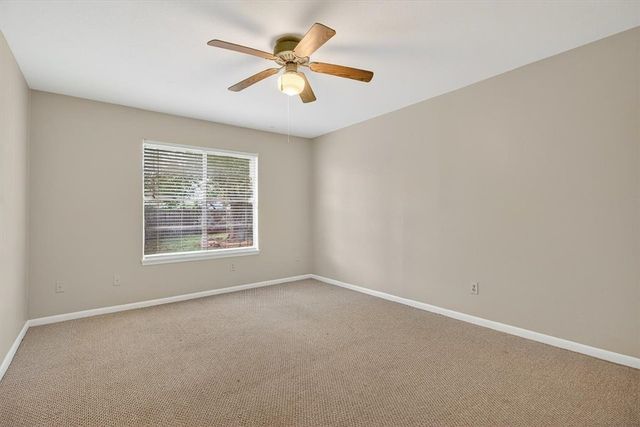 114 Maple Dr, Portland, TX 78374