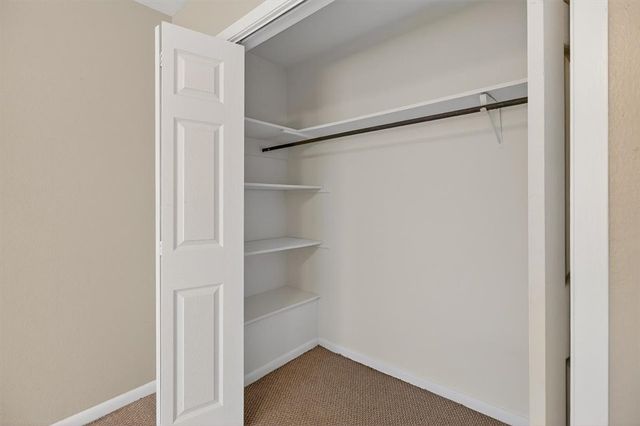 114 Maple Dr, Portland, TX 78374