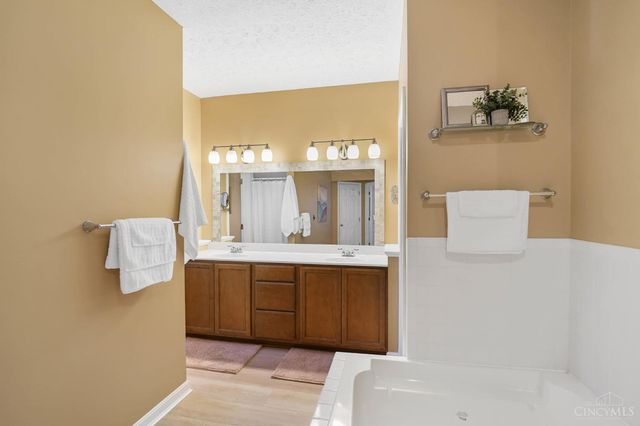6039 Princeton Road, Liberty Twp, OH 45011