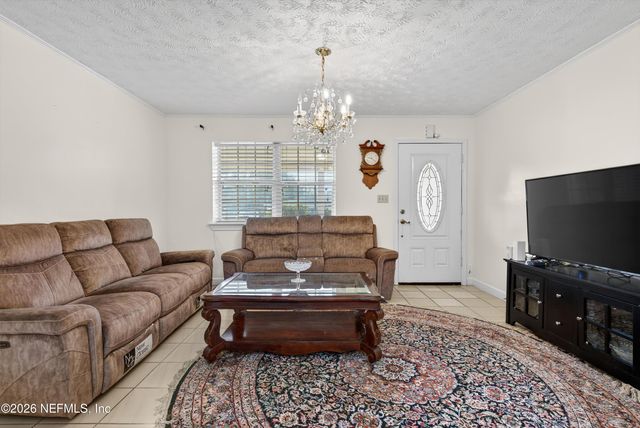 5933 GREEN HILL Lane, Jacksonville, FL 32211