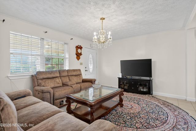 5933 GREEN HILL Lane, Jacksonville, FL 32211