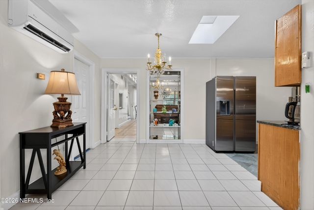 5933 GREEN HILL Lane, Jacksonville, FL 32211