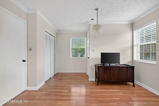 5933 GREEN HILL Lane, Jacksonville, FL 32211