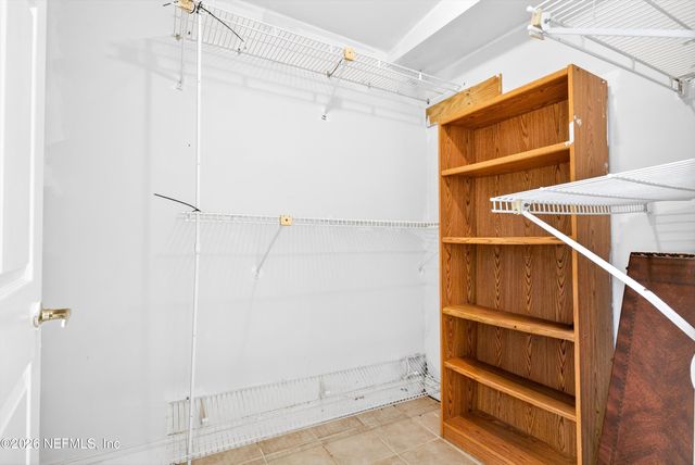 5933 GREEN HILL Lane, Jacksonville, FL 32211